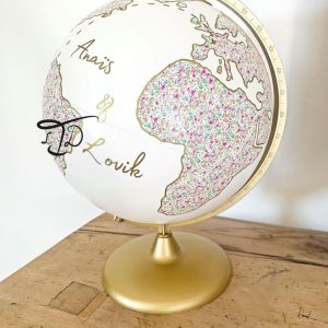 Globe terrestre Liberty personnalisé utilisé en urne ou livre d’or pour mariage